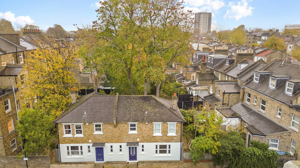 Rendlesham Road, London
